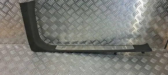 Front sill trim cover