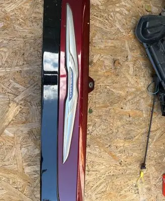 Chrysler Pacifica Tailgate trim 5rl88trma