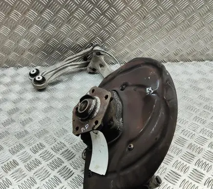 Audi Q7 4M Front wheel hub 4M0407560