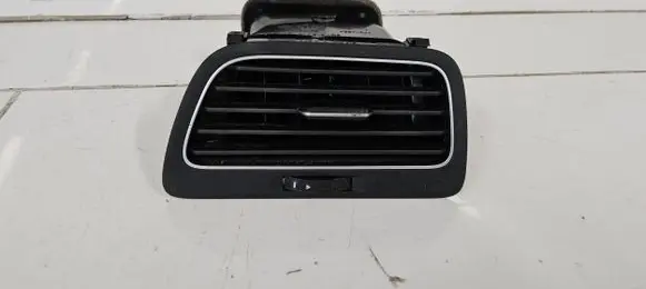 Volkswagen Golf VII Dashboard side air vent grill/cover trim 5G1819248B 5G1819710B 5G1819704R