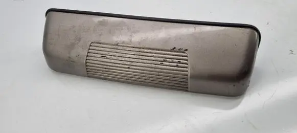 Trunk door license plate light bar