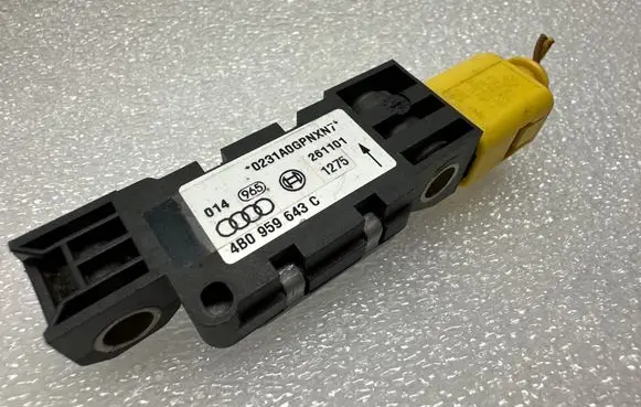 Audi A6 S6 C5 4B Airbag deployment crash/impact sensor 4B0959643C 0231A0GPNXN7 261101