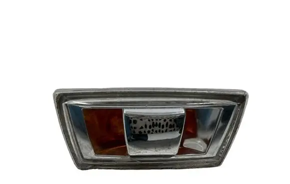 Opel Corsa E Front fender indicator light 13497990 13497989