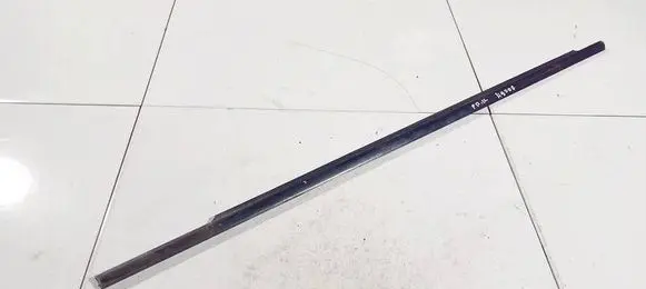 Fiat Stilo Front door glass trim molding 