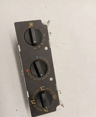 Citroen Xsara Climate control unit 810500233F