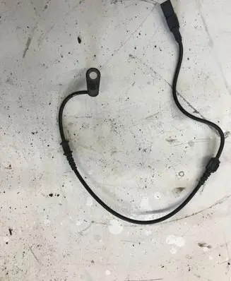 Mercedes-Benz E W211 ABS brake wheel speed sensor A2115402917
