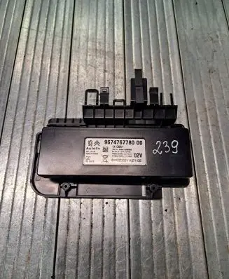 Citroen DS5 Bluetooth control unit module 9674767780 302211521135