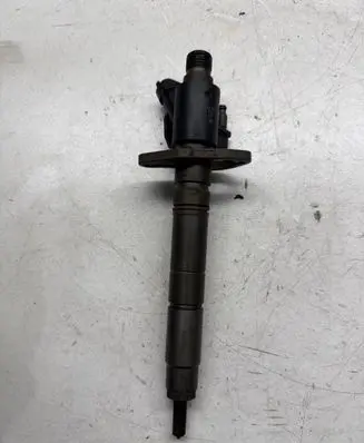 Fuel injector