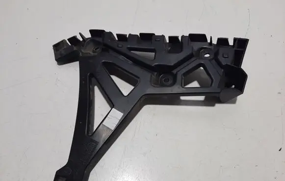 Renault Twingo III Bumper support mounting bracket corner 850457396R