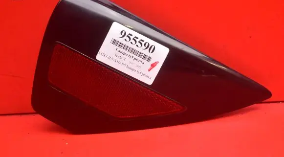 Tesla Model 3 Rear/tail lights 1109774-00-C
