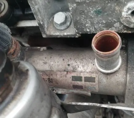 Peugeot 607 EGR valve cooler 4u3q9y493bj 4u3q-9y493-bj