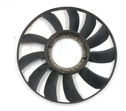Audi A4 S4 B5 8D Fan impeller 058121301B