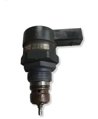 BMW 3 E90 E91 Fuel pressure regulator 