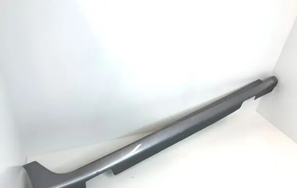 Chrysler Pacifica Sill