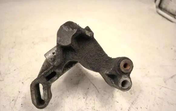 Seat Cordoba (6K) Gearbox mounting bracket