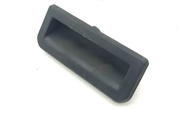 Tailgate opening switch