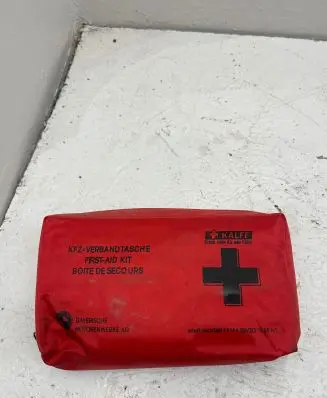 BMW 5 E60 E61 First aid kit 8163289 108067