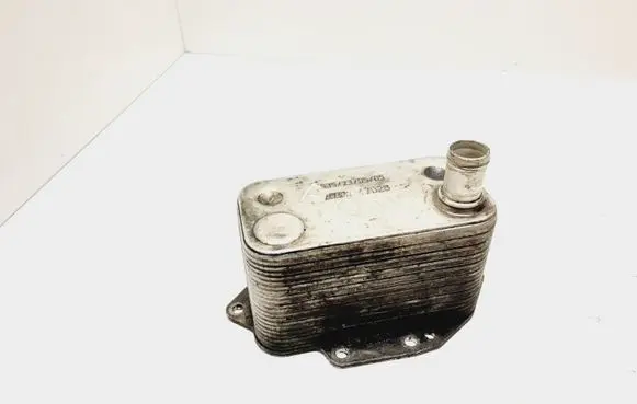 BMW 7 E65 E66 Engine oil radiator 47028
