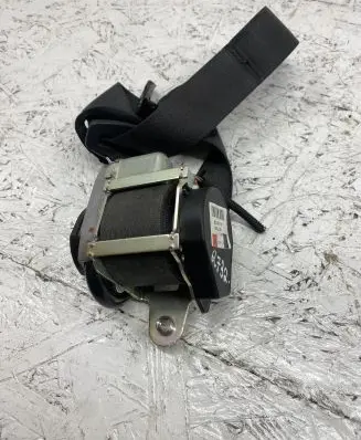 Opel Zafira C Front seatbelt 623097100