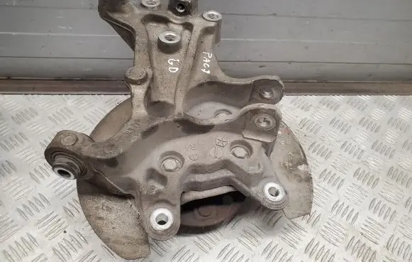 Chrysler Pacifica Rear wheel hub 016AB