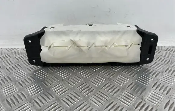 Mercedes-Benz C W205 Passenger airbag 2058600002 1144000250351