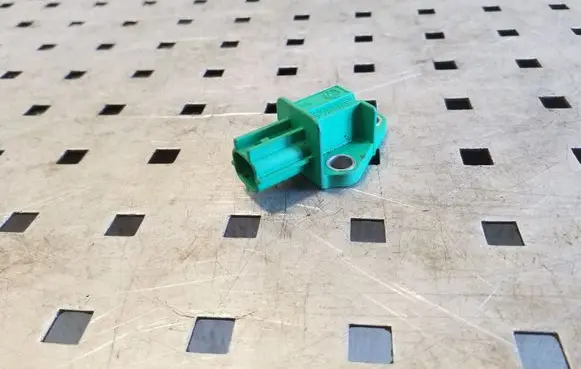 Audi A5 8T 8F Airbag deployment crash/impact sensor 1K0909606C