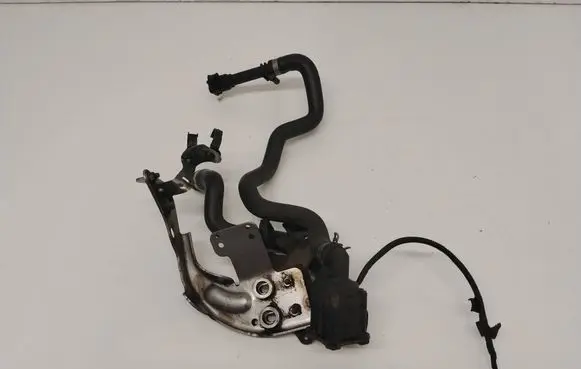 Volvo S90, V90 Electric auxiliary coolant/water pump 704773160 31686005