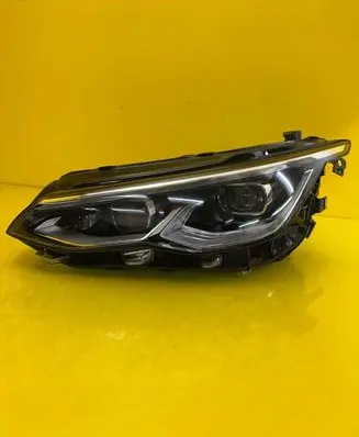 Volkswagen Golf VIII Headlight/headlamp 5H1941113K