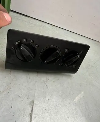 Volkswagen Caddy Climate control unit 1H0819045C 1H0820045C