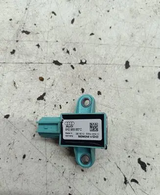 Audi A5 8T 8F Airbag deployment crash/impact sensor 8K0955557C 5WK4380902