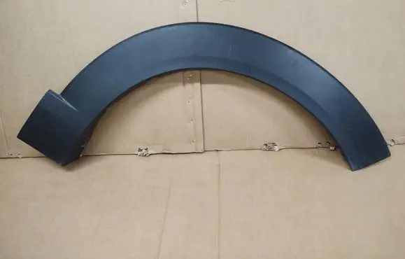 Mazda CX-30 Front arch trim DFR551W21