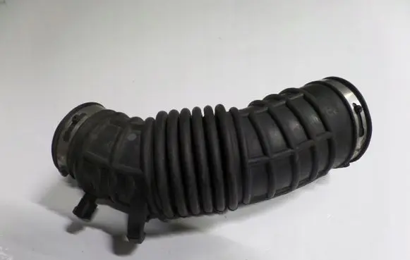 Chrysler 300 - 300C Air intake hose/pipe 04591868AB