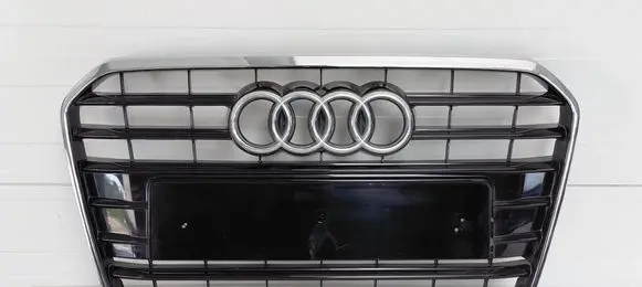 Audi A6 S6 C7 4G Front bumper upper radiator grill 4G0853653