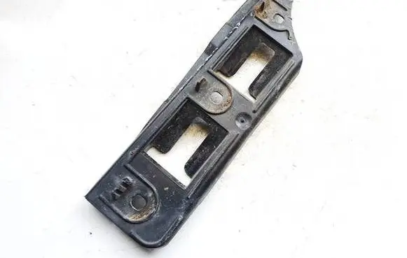 Volkswagen Golf V Front bumper mounting bracket 1k0807184