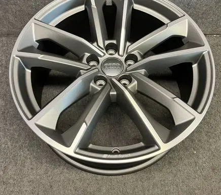 Audi Q3 F3 R19 alloy rim 83A601025B
