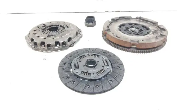 BMW 3 E90 E91 Clutch set kit 415036210 124041310 324051710