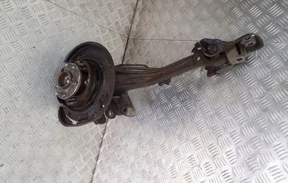 Subaru Legacy Stub axle 
