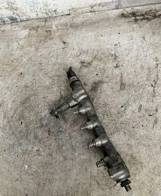 Opel Zafira B Fuel main line pipe 55pp0501