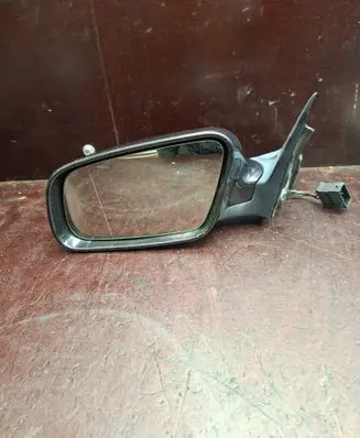 Audi A6 S6 C5 4B Front door electric wing mirror E1010593