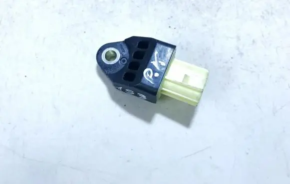 Toyota RAV 4 (XA30) Airbag deployment crash/impact sensor 8983142010 89831-42010