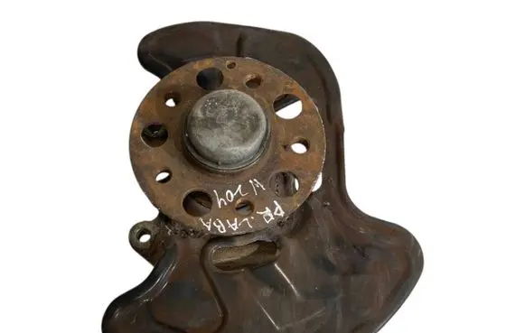 Mercedes-Benz C W204 Front wheel hub spindle knuckle