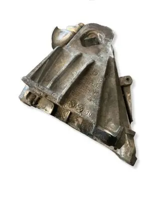 BMW X5 E70 Engine mounting bracket 6790022 58091210