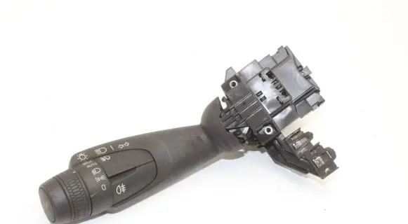 Volvo XC40 Indicator stalk 31481371