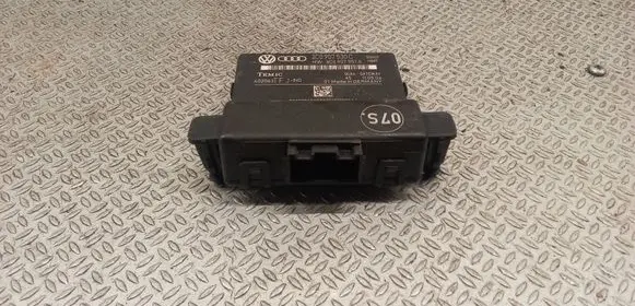 Volkswagen PASSAT B6 Gateway control module 3C0907530C 3C0907951A