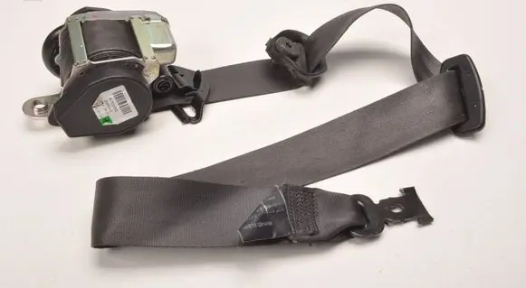 Opel Astra J Rear seatbelt 13443560