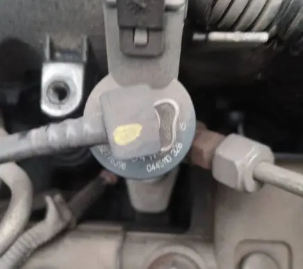 Renault Scenic III - Grand scenic III Fuel injector 0445110328