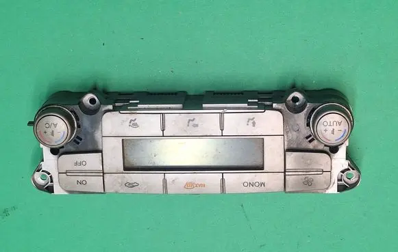 Ford Mondeo MK IV Climate control unit 7s7t18c612am