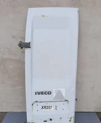 Iveco Daily 4th gen Rear door