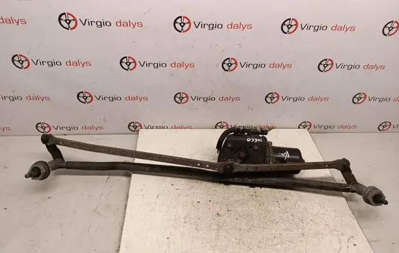 Iveco Daily 35 - 40.10 Front wiper linkage and motor