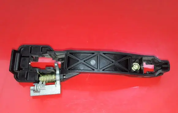Chevrolet Captiva Front door exterior handle/bracket 